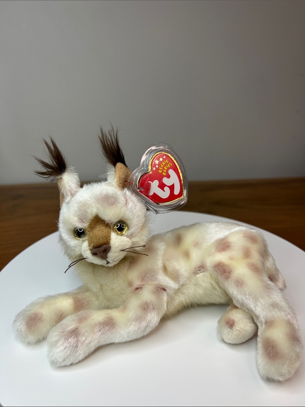 3/$25🌻 2001 TY Beanie Baby Tracks the Lynx Retired w/ Display Case